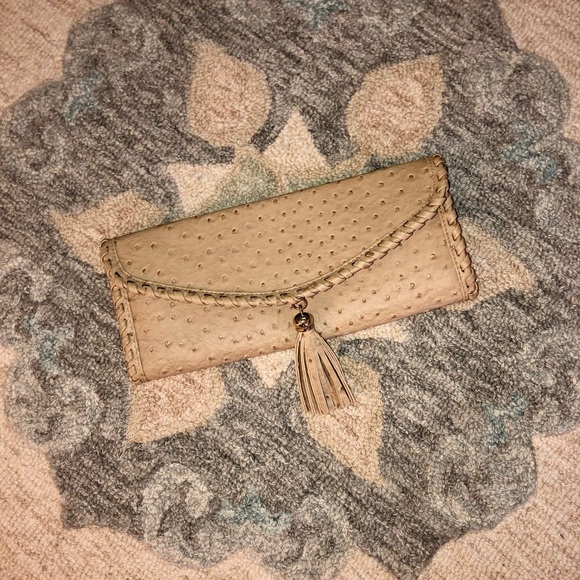 Beige Ostrich Shoulder Bag Clutch - Picture 3 of 7